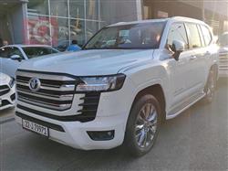 تۆیۆتا لاند کروزەر